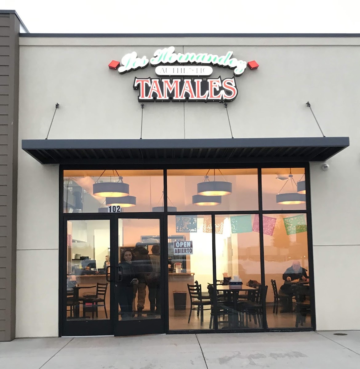 Los Hernandez Tamales